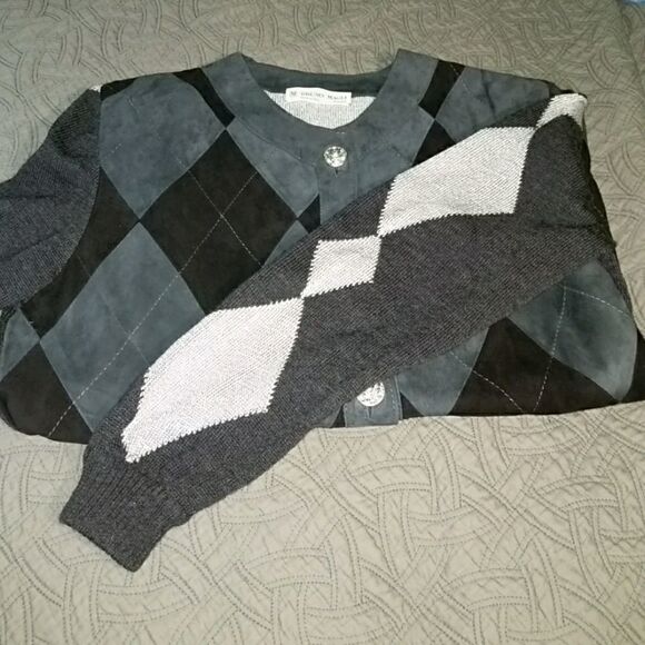 Bruno Magli Italian cardigan sweater - Picture 5 of 6